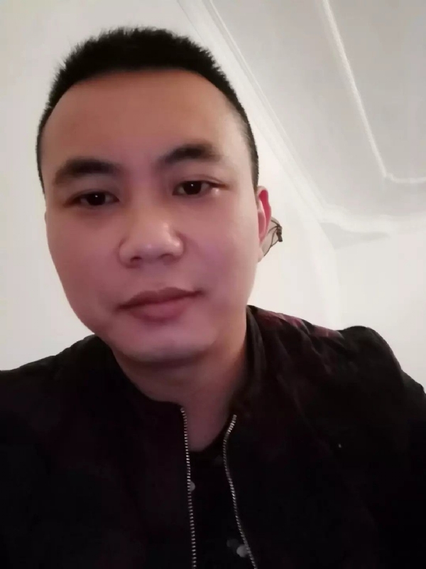 喜闻香气的第一张照片--杭州蓝颜知己交友网